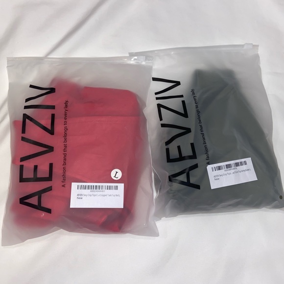 BUNDLE V-Neck Plunge Ring Crop Tops 🌹 - Picture 13 of 13